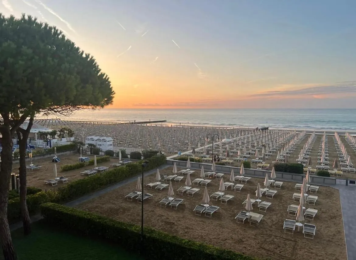 Appartamento Frontemare Lido di Jesolo Italy
