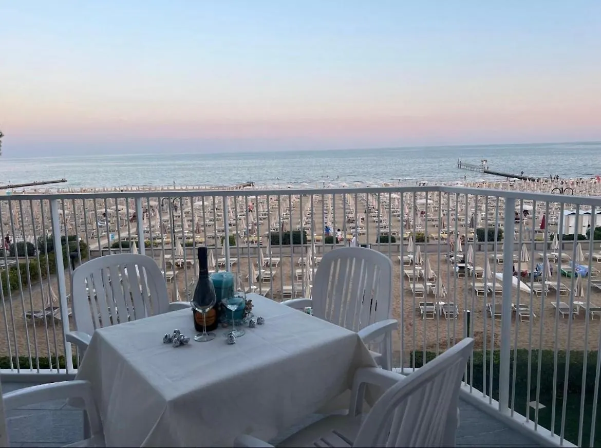 Appartamento Frontemare Lido di Jesolo